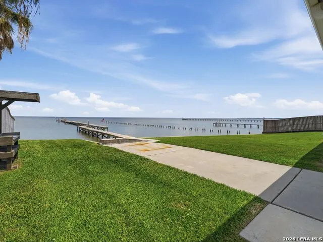 3633 Copano Drive Rockport, TX 78382