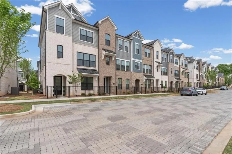 285 Walker Avenue Roswell, GA 30076