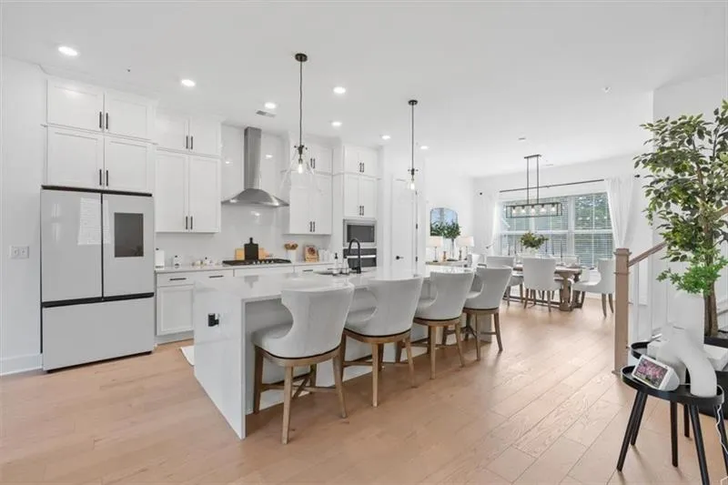 285 Walker Avenue Roswell, GA 30076