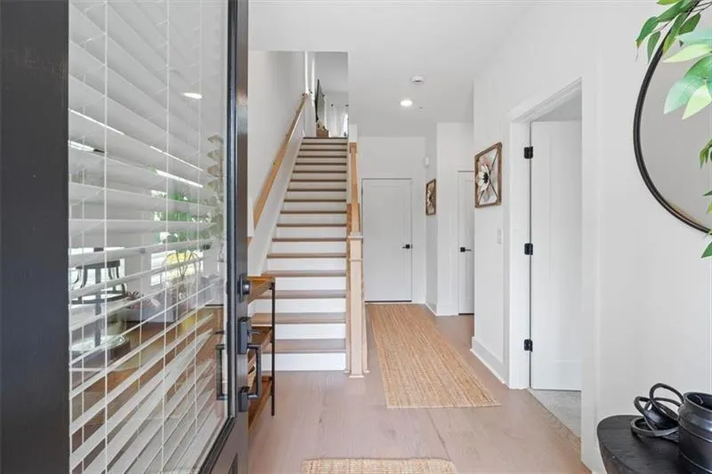 285 Walker Avenue Roswell, GA 30076