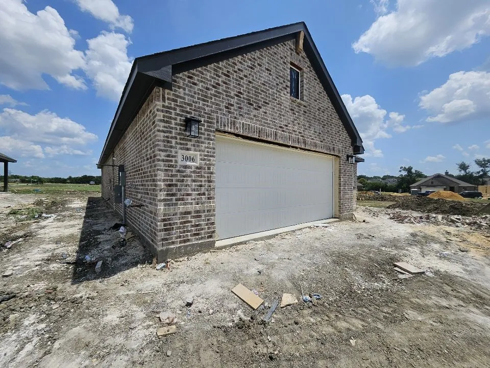 3006 Leopard Lane Ennis, TX 75119