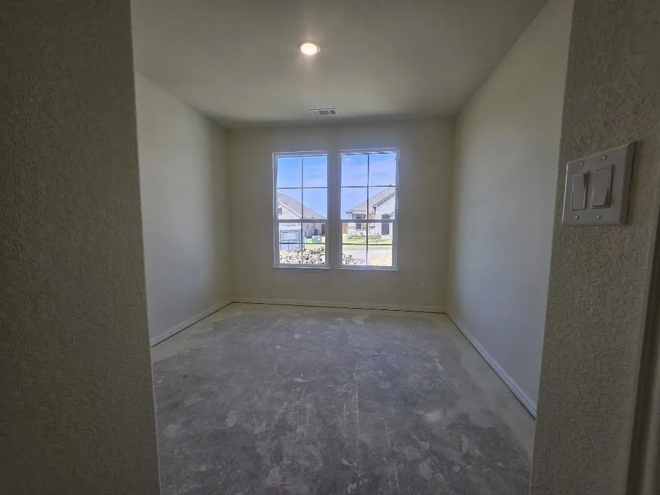 3006 Leopard Lane Ennis, TX 75119