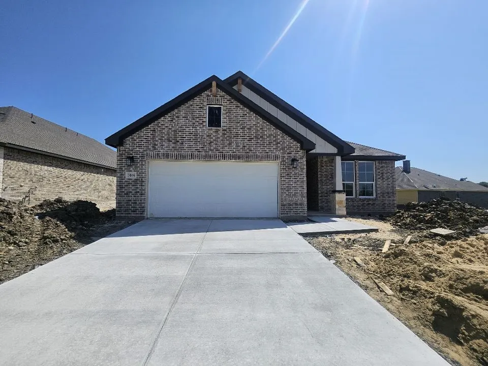 3006 Leopard Lane Ennis, TX 75119