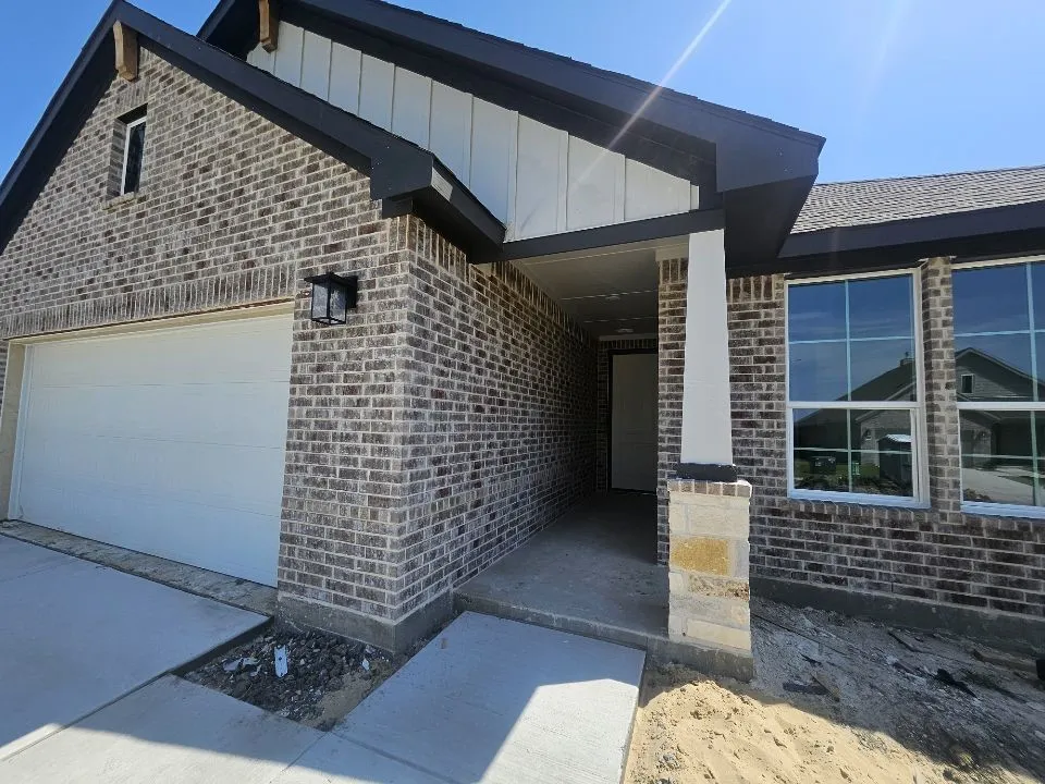 3006 Leopard Lane Ennis, TX 75119