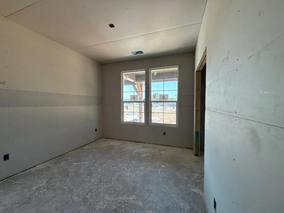 205 Oak Grove Way Springtown, TX 76082