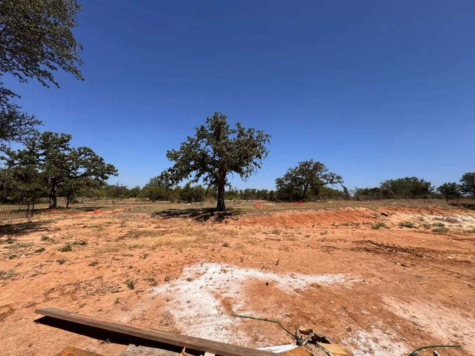 205 Oak Grove Way Springtown, TX 76082