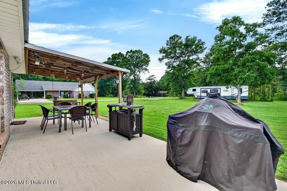 5 Reba Drive Carriere, MS 39426