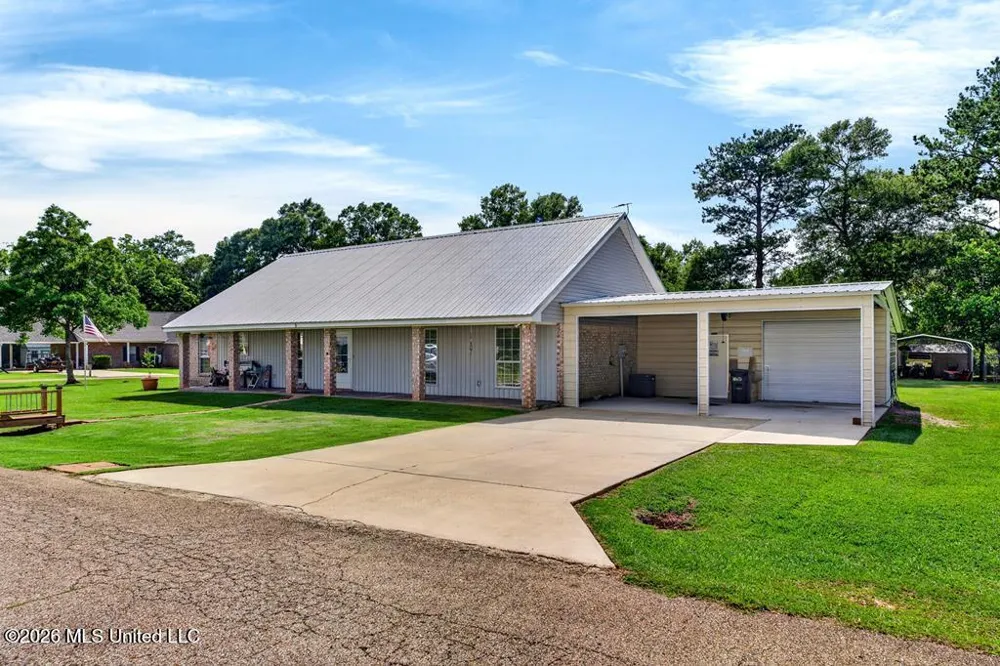 5 Reba Drive Carriere, MS 39426