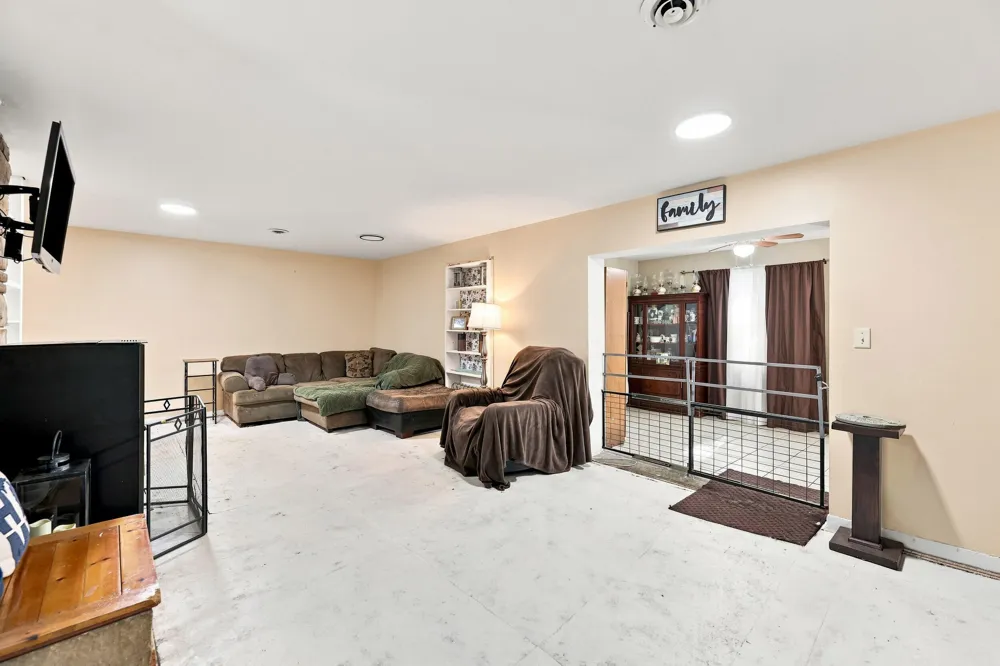 13659 Krauskopf Road NE Sparta, MI 49345
