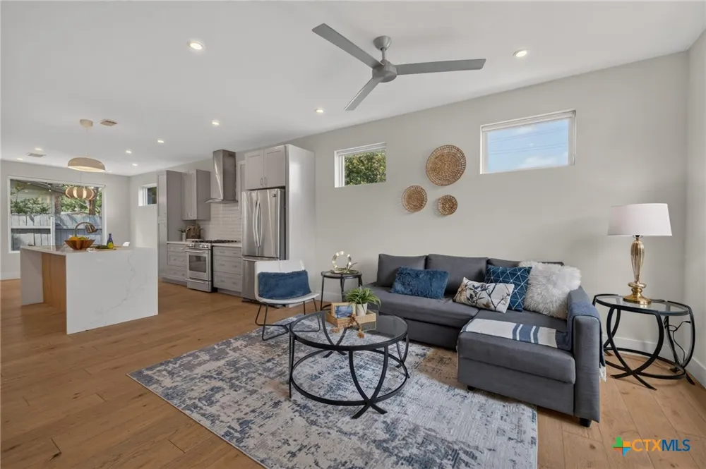 2905 E 5th Street #A Austin, TX 78702