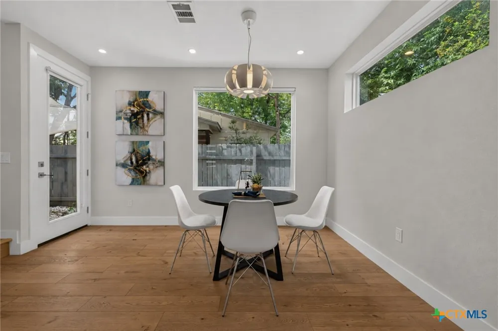 2905 E 5th Street #A Austin, TX 78702