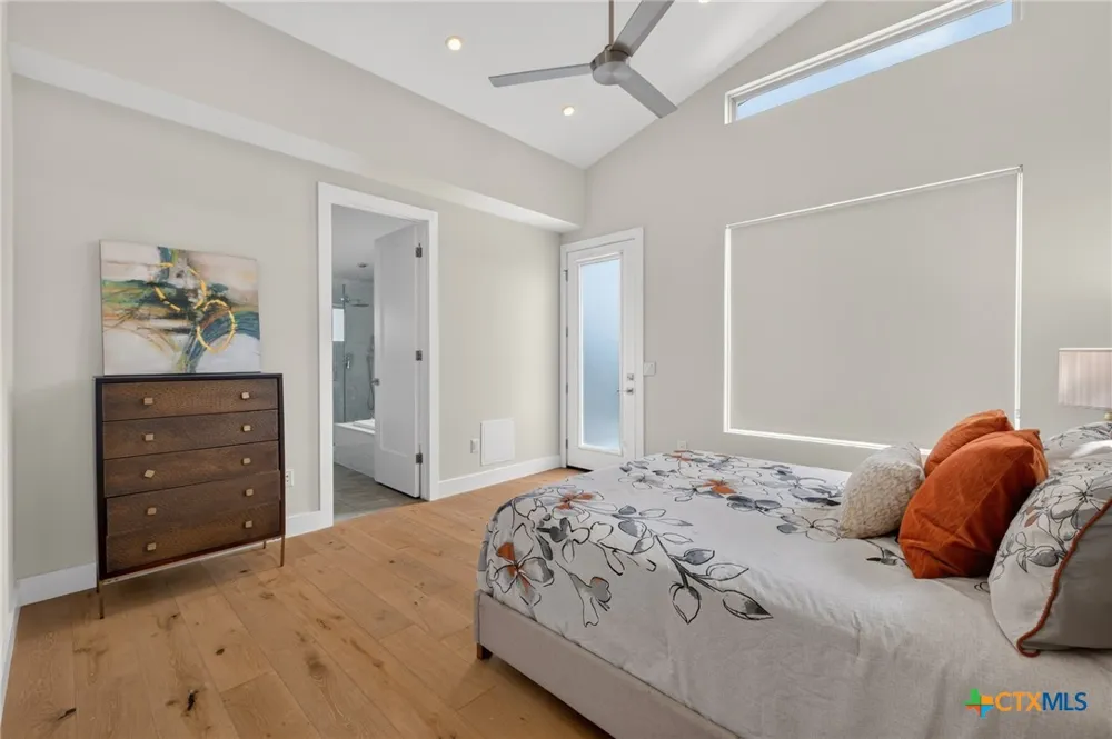 2905 E 5th Street #A Austin, TX 78702
