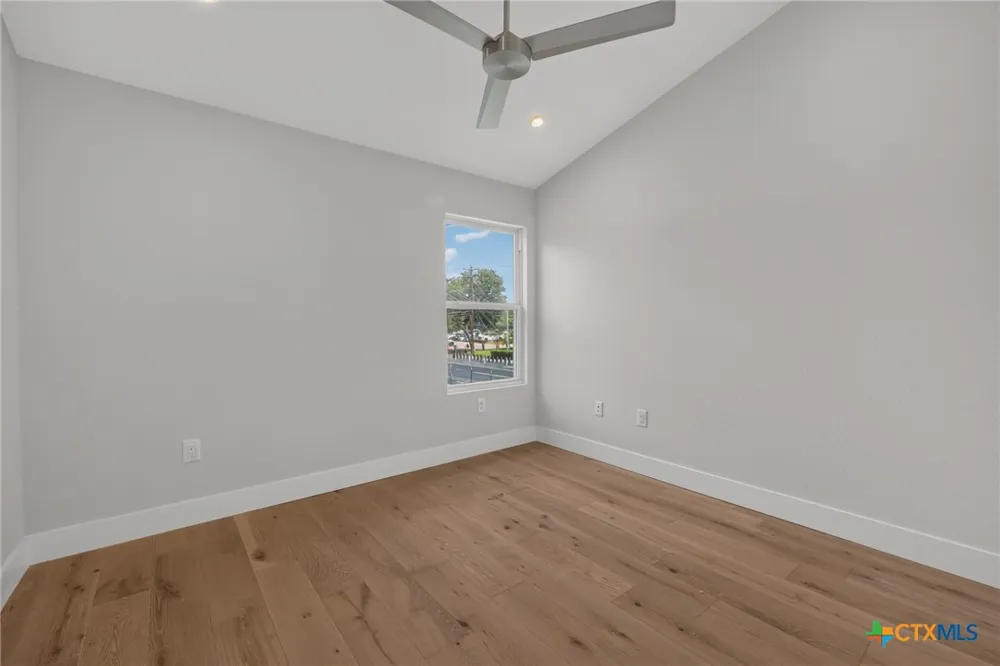 2905 E 5th Street #A Austin, TX 78702