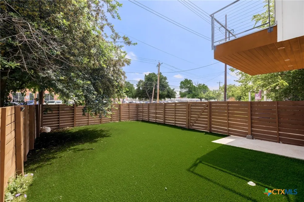 2905 E 5th Street #A Austin, TX 78702