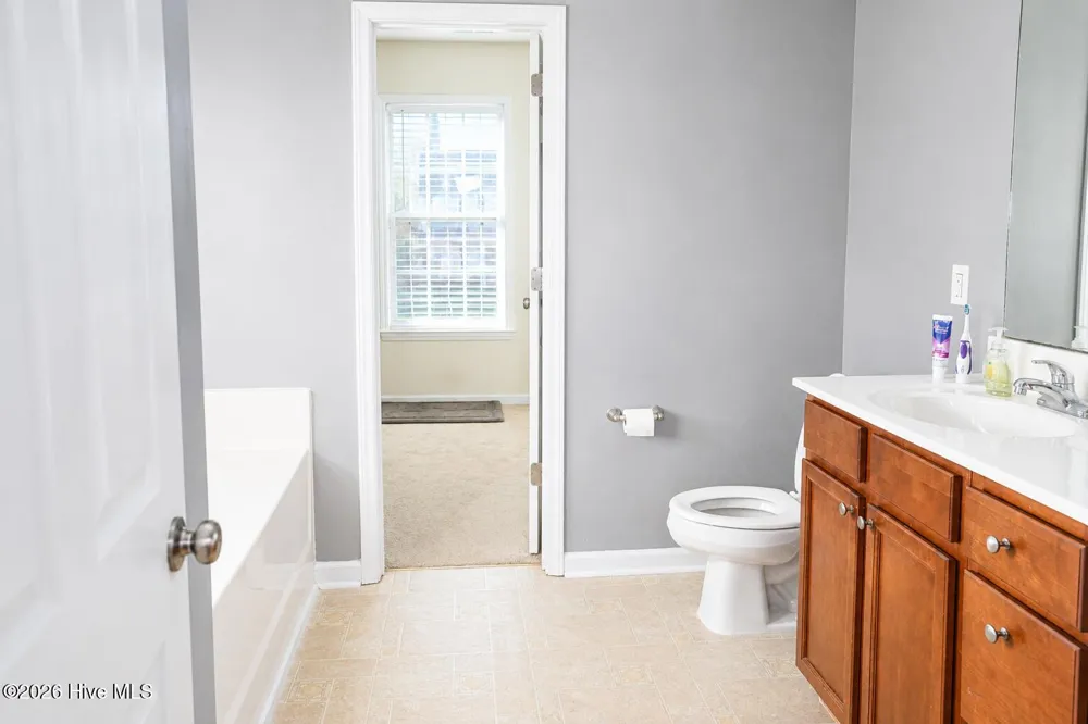 103 Amberwine Circle Richlands, NC 28574