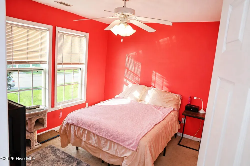 103 Amberwine Circle Richlands, NC 28574