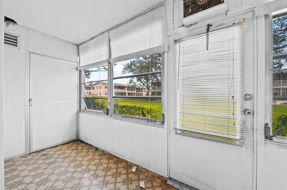 411 DURHAM Deerfield Beach, FL 33442