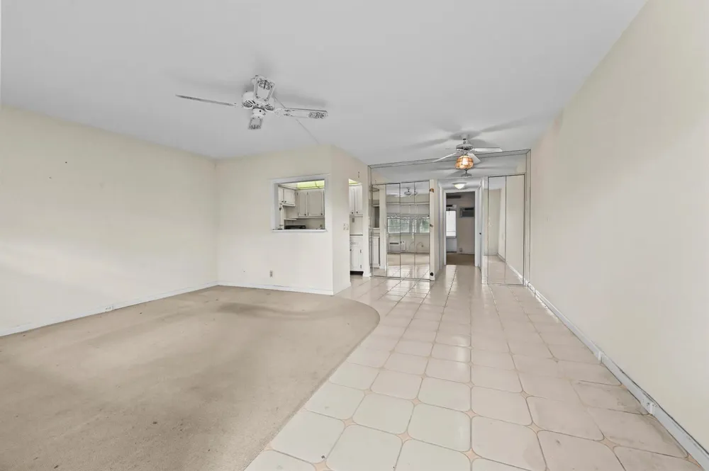 411 DURHAM Deerfield Beach, FL 33442