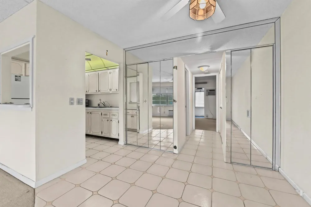 411 DURHAM Deerfield Beach, FL 33442
