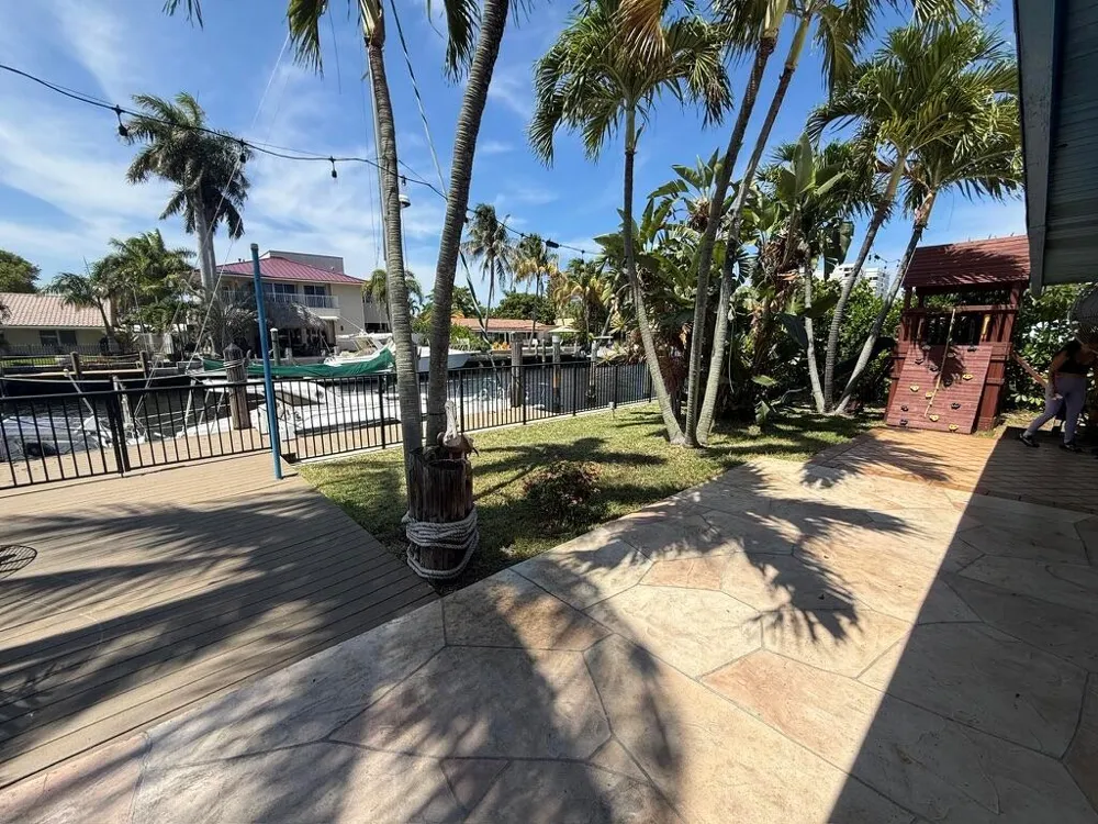 11 SUNSET LANE Lauderdale By The Sea, FL 33062