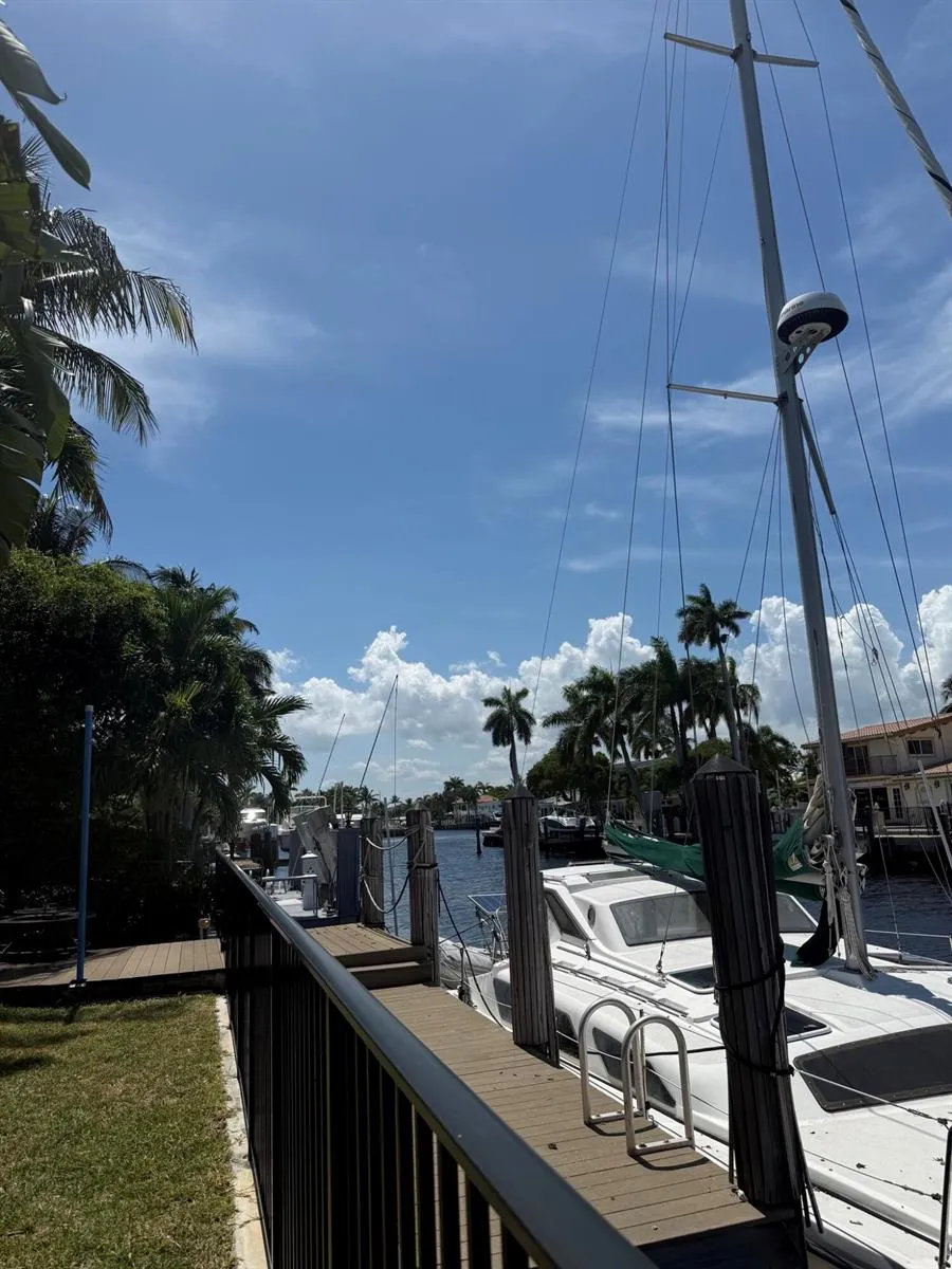 11 SUNSET LANE Lauderdale By The Sea, FL 33062