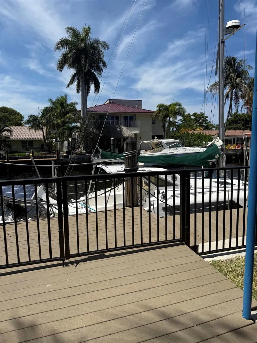 11 SUNSET LANE Lauderdale By The Sea, FL 33062