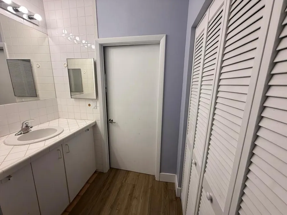 11 SUNSET LANE Lauderdale By The Sea, FL 33062