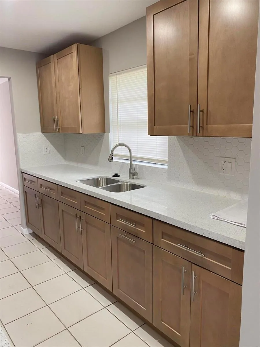 4714 Summit Villas West Palm Beach, FL 33415