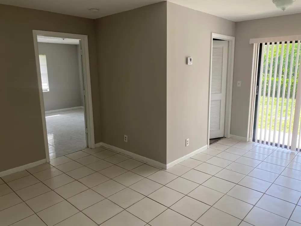 4714 Summit Villas West Palm Beach, FL 33415