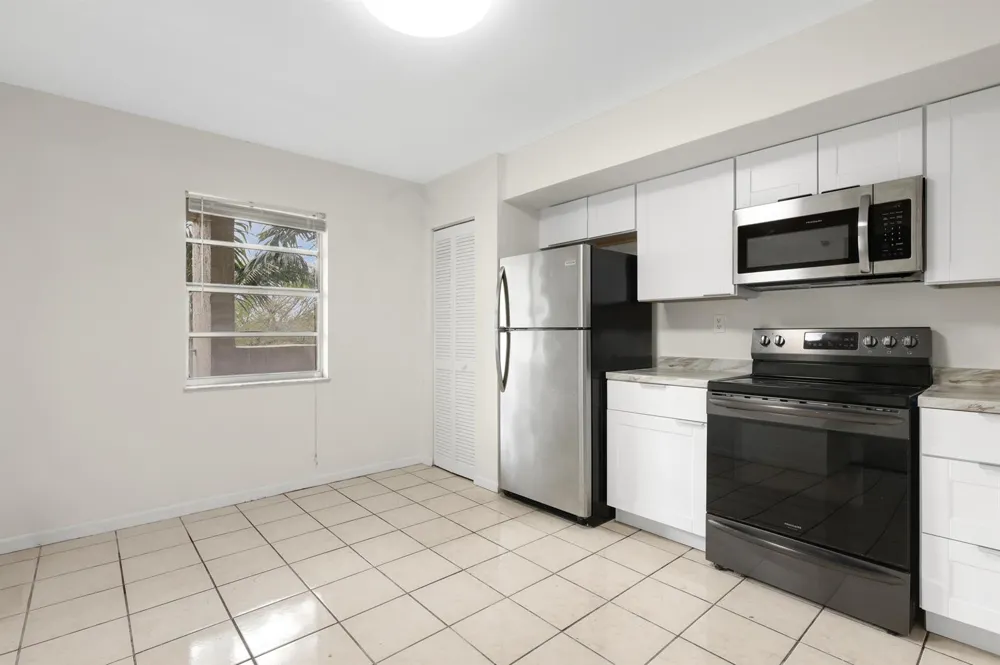 3940 INVERRARY BOULEVARD #404-A Lauderhill, FL 33319