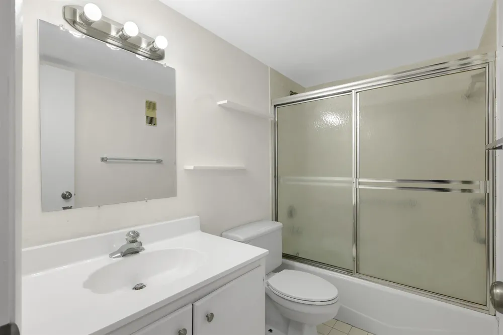 3940 INVERRARY BOULEVARD #404-A Lauderhill, FL 33319