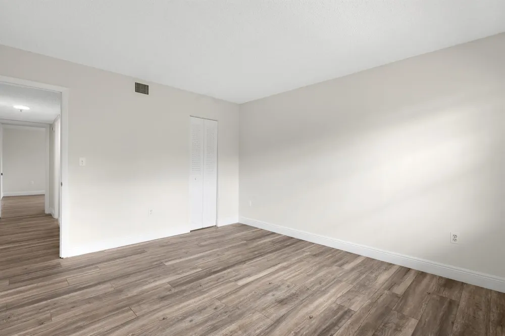 3940 INVERRARY BOULEVARD #404-A Lauderhill, FL 33319