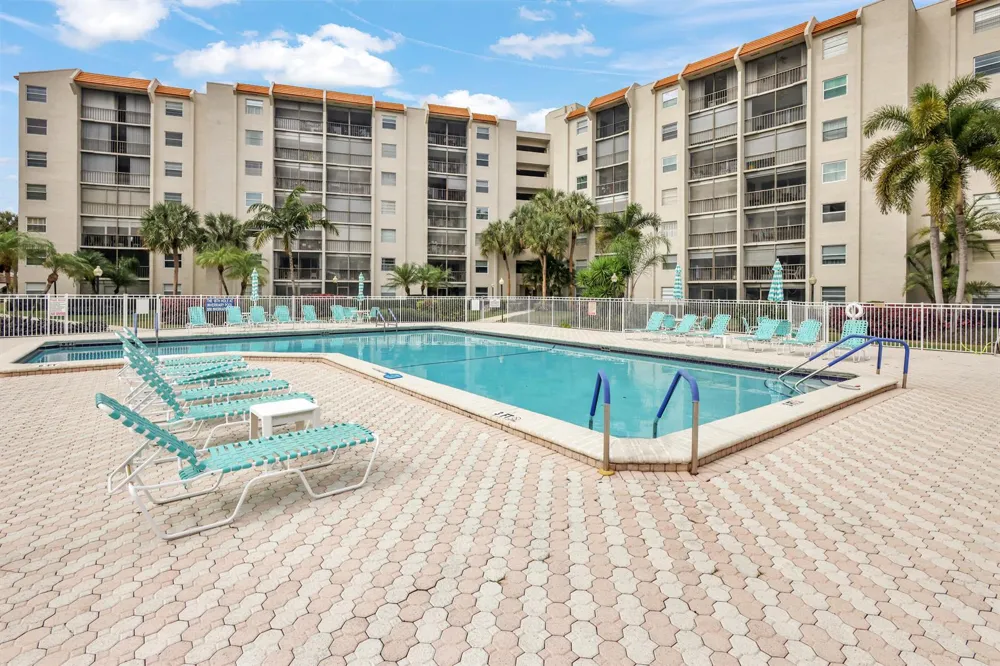 3940 INVERRARY BOULEVARD #404-A Lauderhill, FL 33319