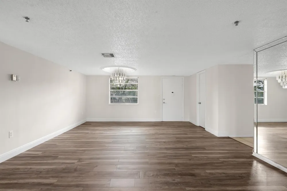 3940 INVERRARY BOULEVARD #404-A Lauderhill, FL 33319