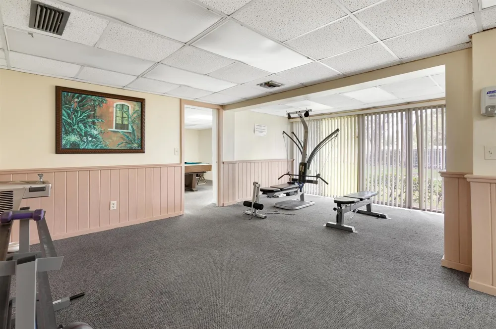 3940 INVERRARY BOULEVARD #404-A Lauderhill, FL 33319