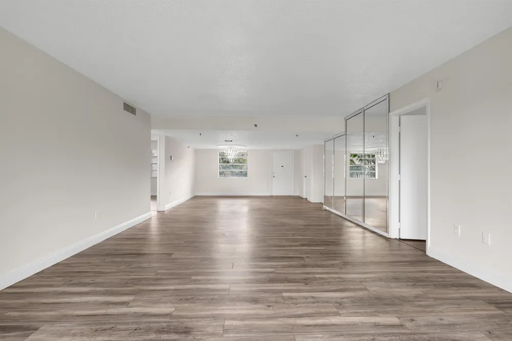 3940 INVERRARY BOULEVARD #404-A Lauderhill, FL 33319