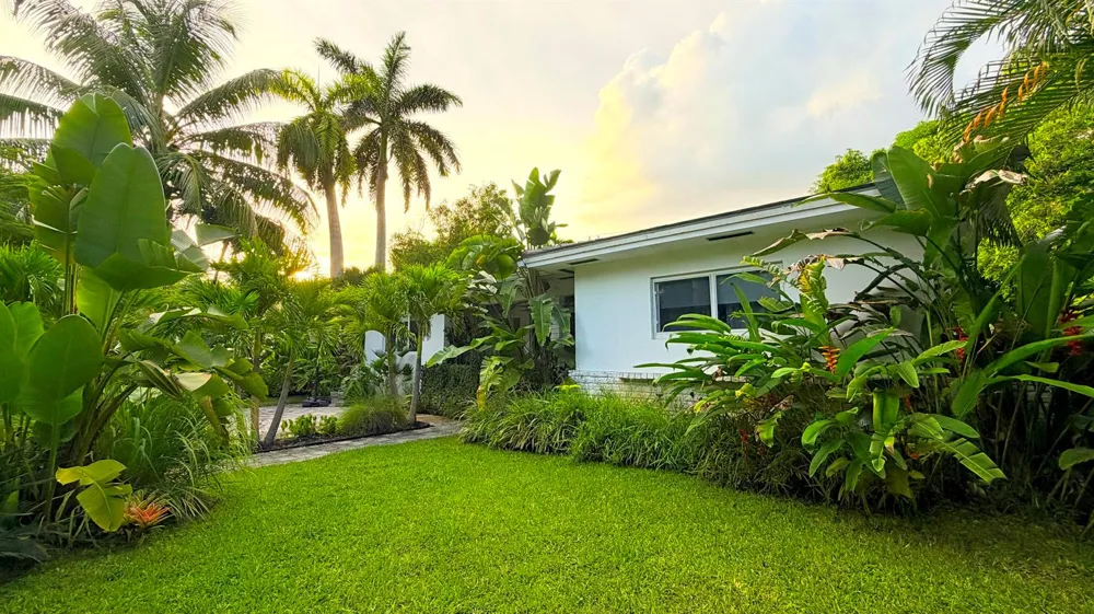 67 NW 97 th Street Miami Shores, FL 33150