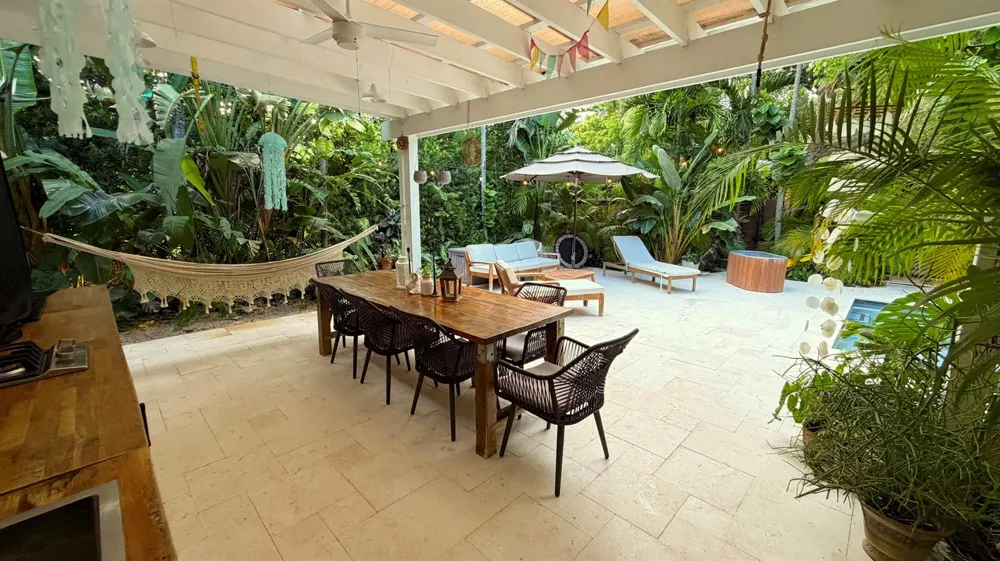 67 NW 97 th Street Miami Shores, FL 33150