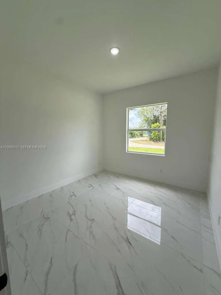 723 EPPS BROWN ST E Other City - In The State Of Florida, FL 33974