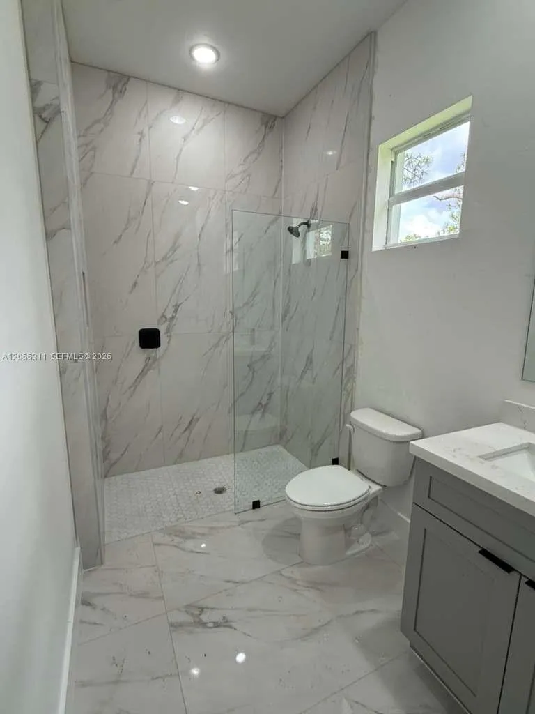 723 EPPS BROWN ST E Other City - In The State Of Florida, FL 33974