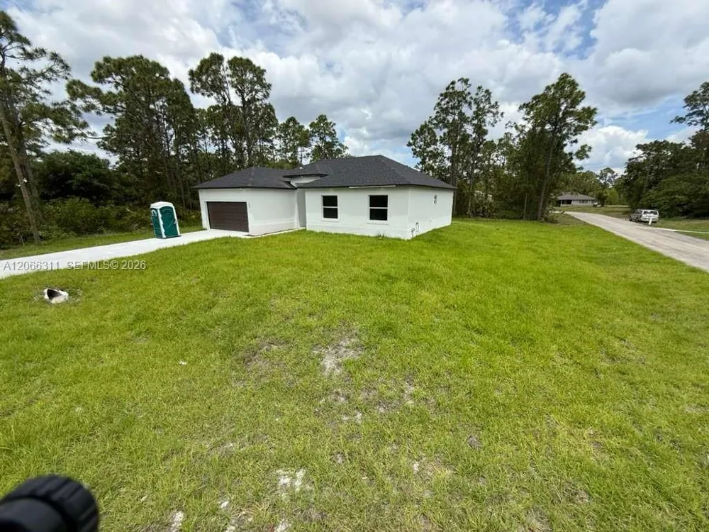 723 EPPS BROWN ST E Other City - In The State Of Florida, FL 33974
