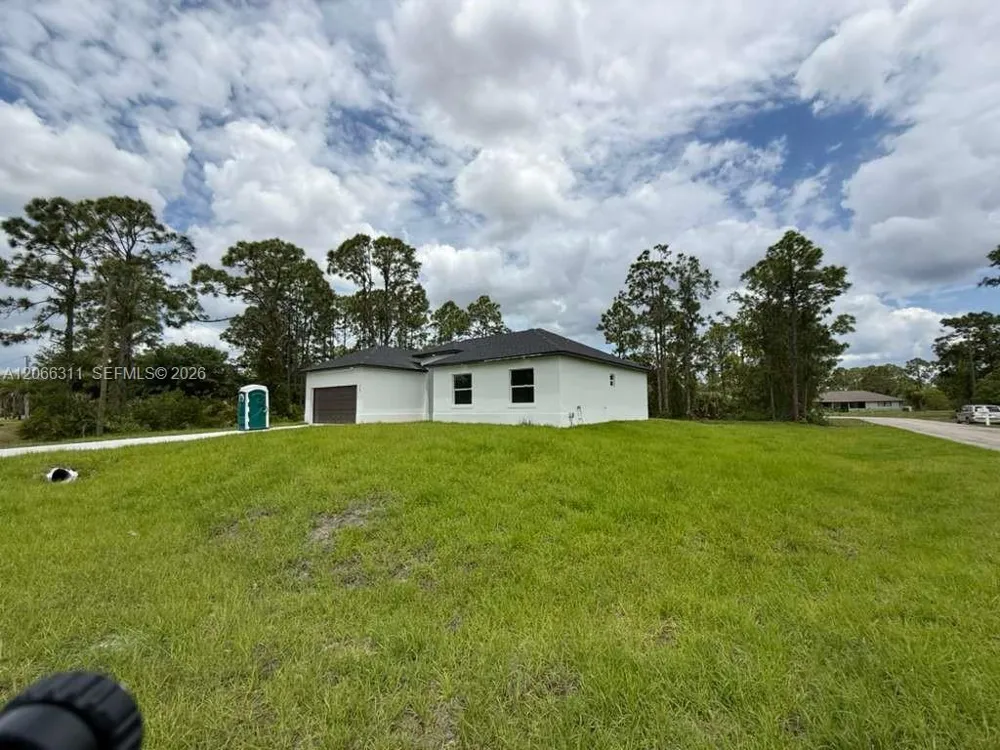 723 EPPS BROWN ST E Other City - In The State Of Florida, FL 33974