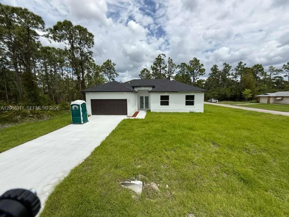 723 EPPS BROWN ST E Other City - In The State Of Florida, FL 33974