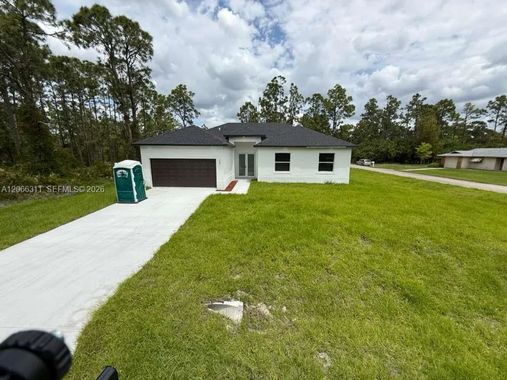 723 EPPS BROWN ST E Other City - In The State Of Florida, FL 33974