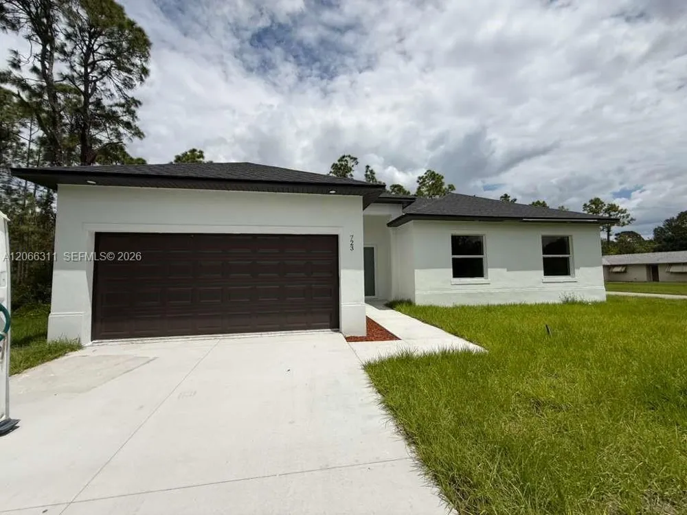 723 EPPS BROWN ST E Other City - In The State Of Florida, FL 33974