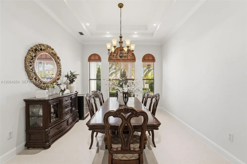 10181 NW 131st St Hialeah Gardens, FL 33018