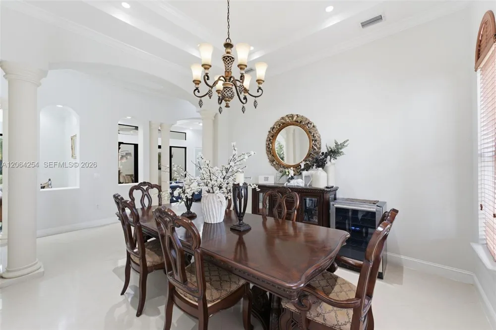 10181 NW 131st St Hialeah Gardens, FL 33018
