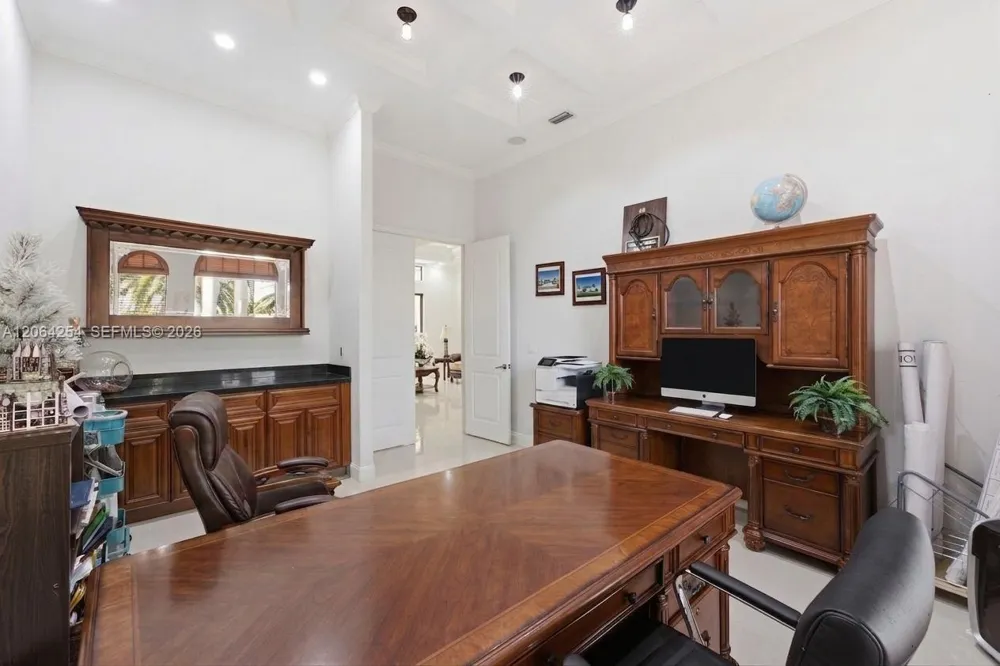 10181 NW 131st St Hialeah Gardens, FL 33018