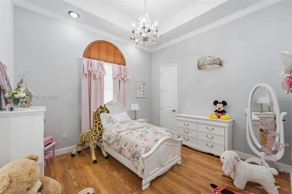 10181 NW 131st St Hialeah Gardens, FL 33018