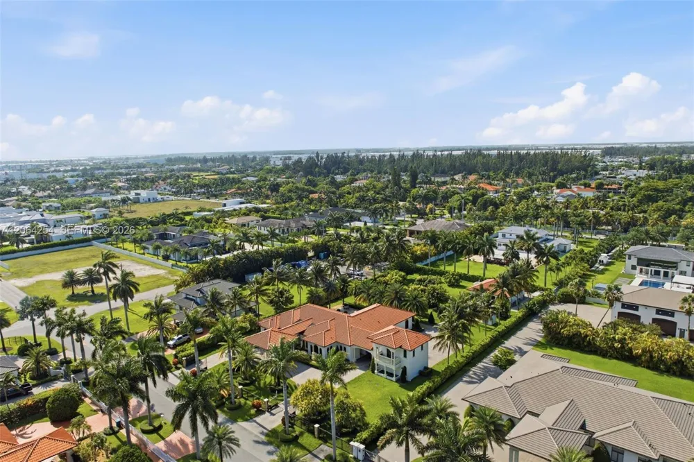 10181 NW 131st St Hialeah Gardens, FL 33018